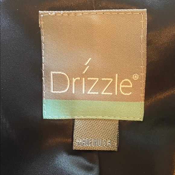 Drizzle Bergdorf Goodman Vintage Black Velvet Women's Coat - Picture 2 of 8